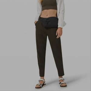 Lululemon Keep Moving 7/8 Pants